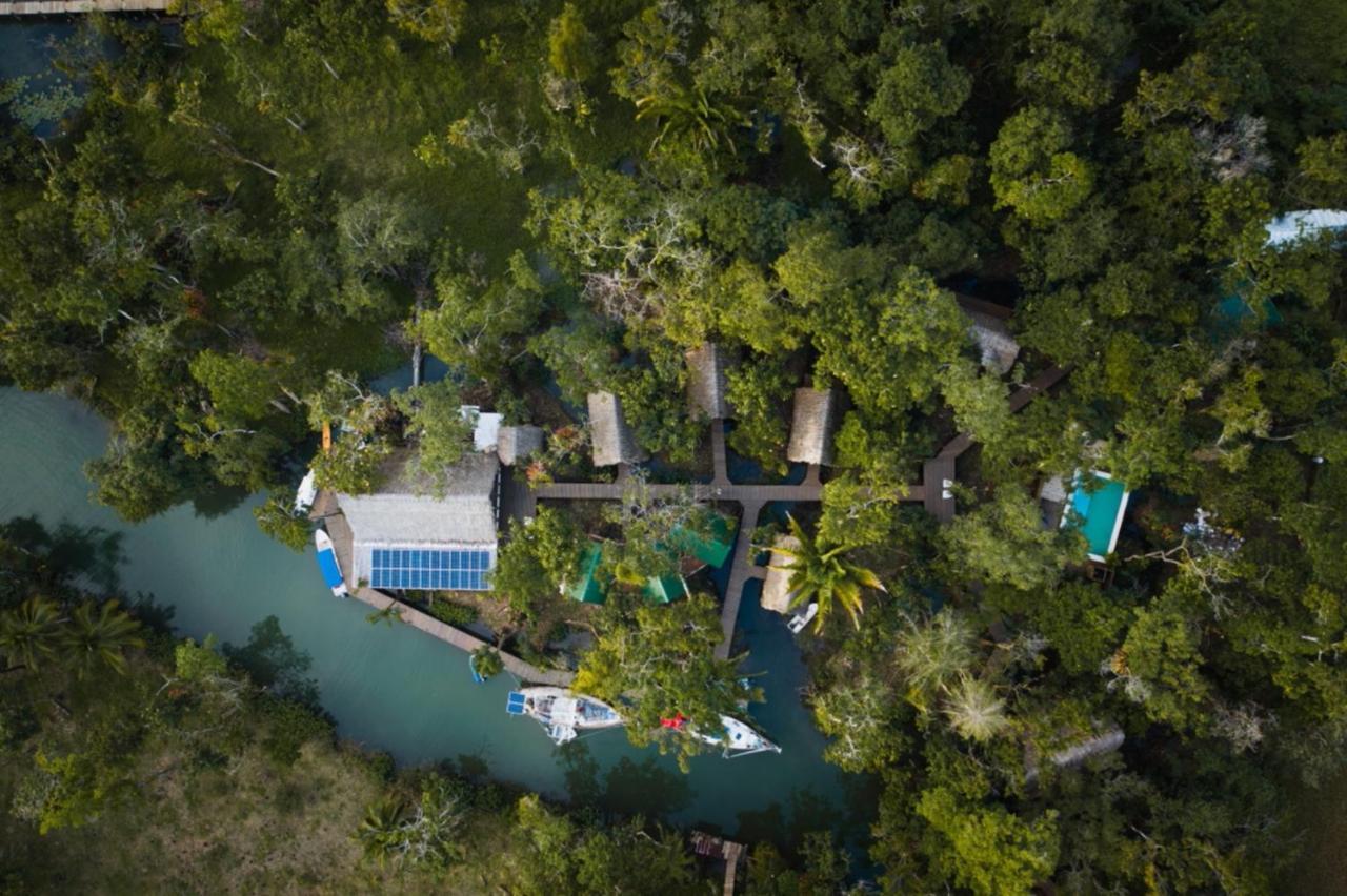 Boatique Hotel And Marina Rio Dulce Bagian luar foto