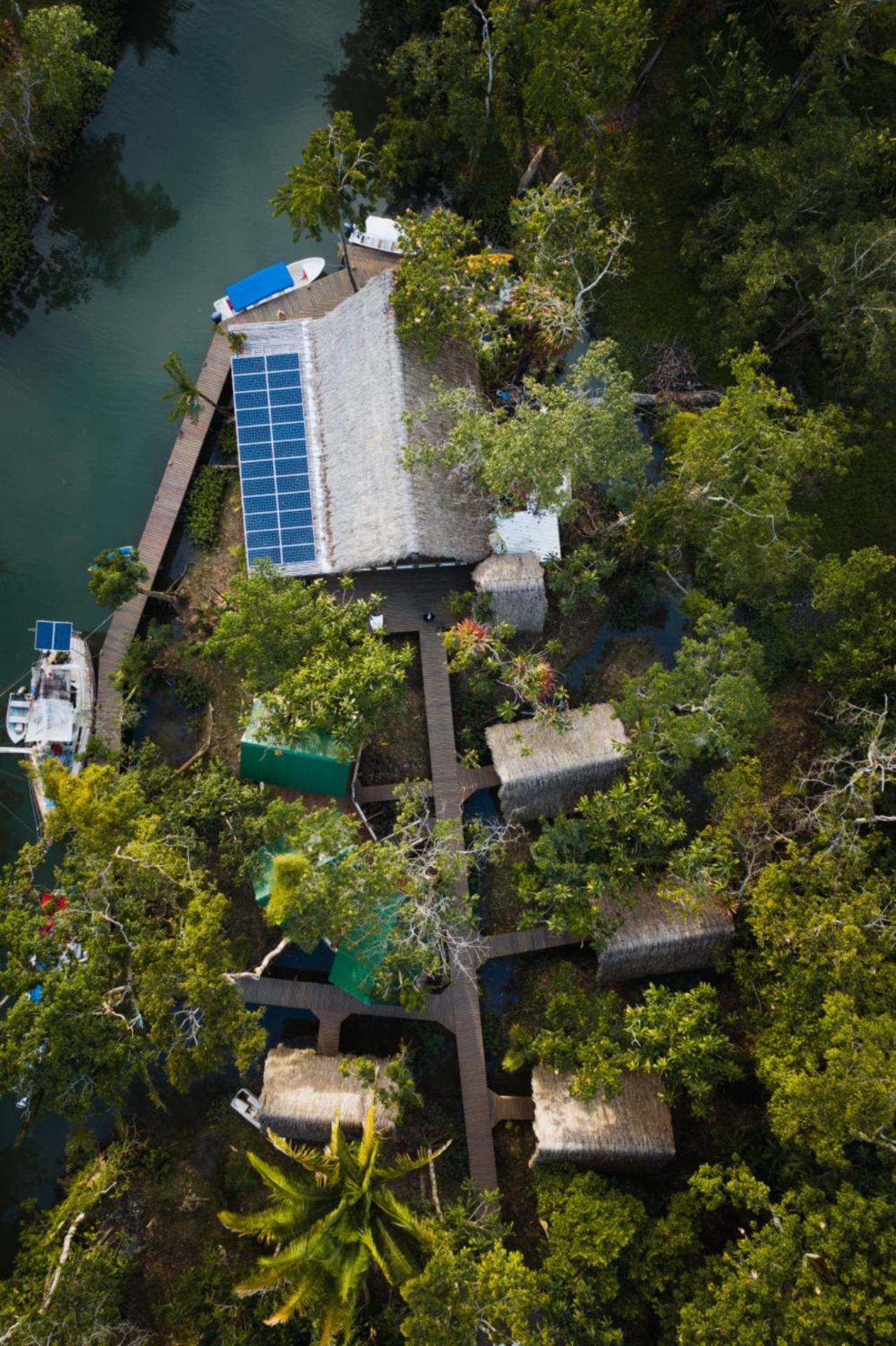Boatique Hotel And Marina Rio Dulce Bagian luar foto