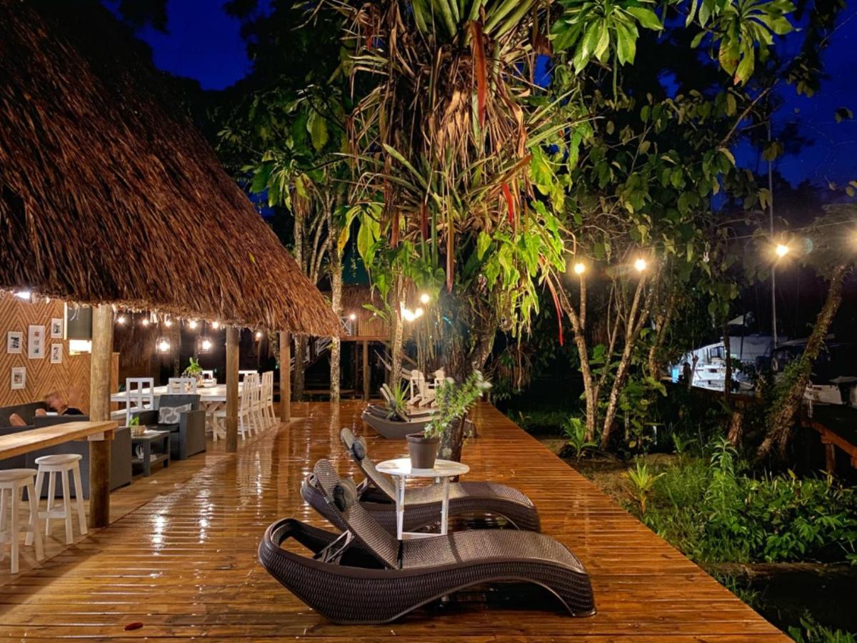 Boatique Hotel And Marina Rio Dulce Bagian luar foto